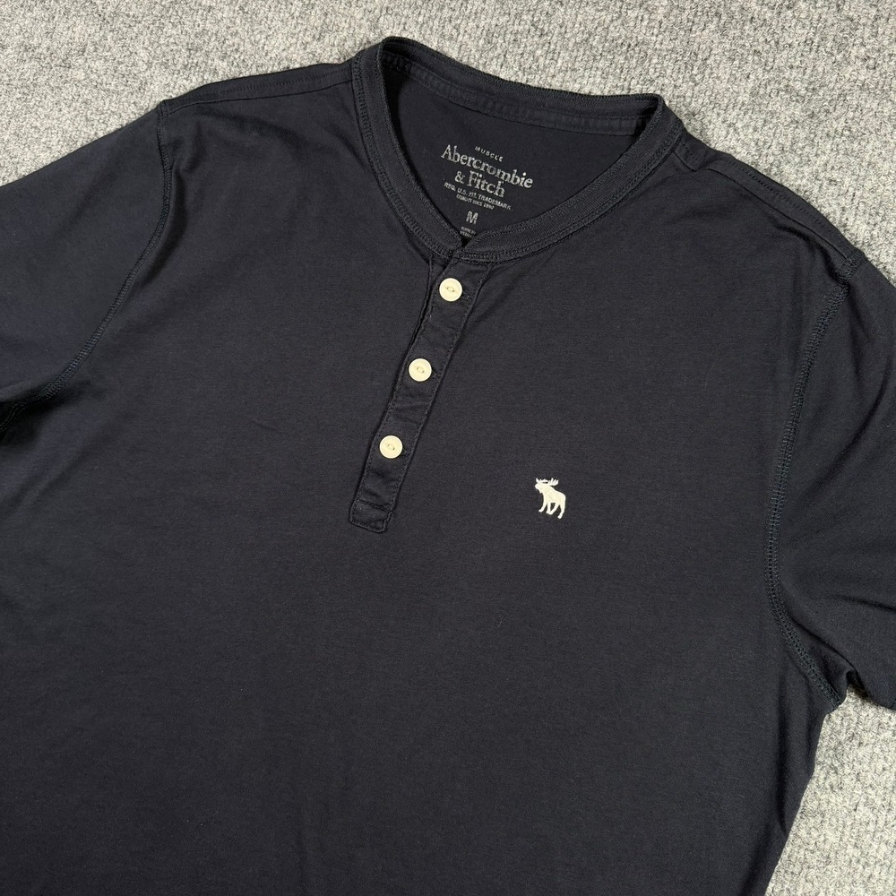 Abercrombie & Fitch Henley Shirt Mens Medium Navy Blue Muscle Fit Short Sleeve
